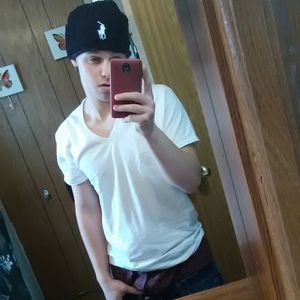 Meet your Posher, Dylan